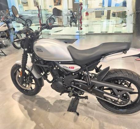ROYAL ENFIELD GUERRILLA 450 ROYAL ENFIELD GUERRILLA 450